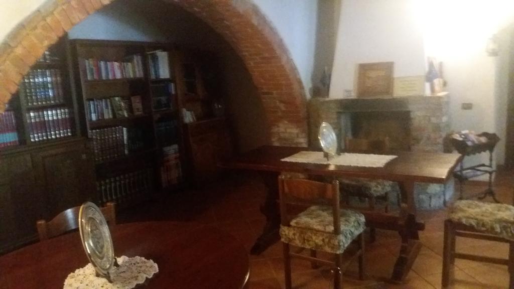 Bed and Breakfast Azzurre Beb Laterina Zewnętrze zdjęcie