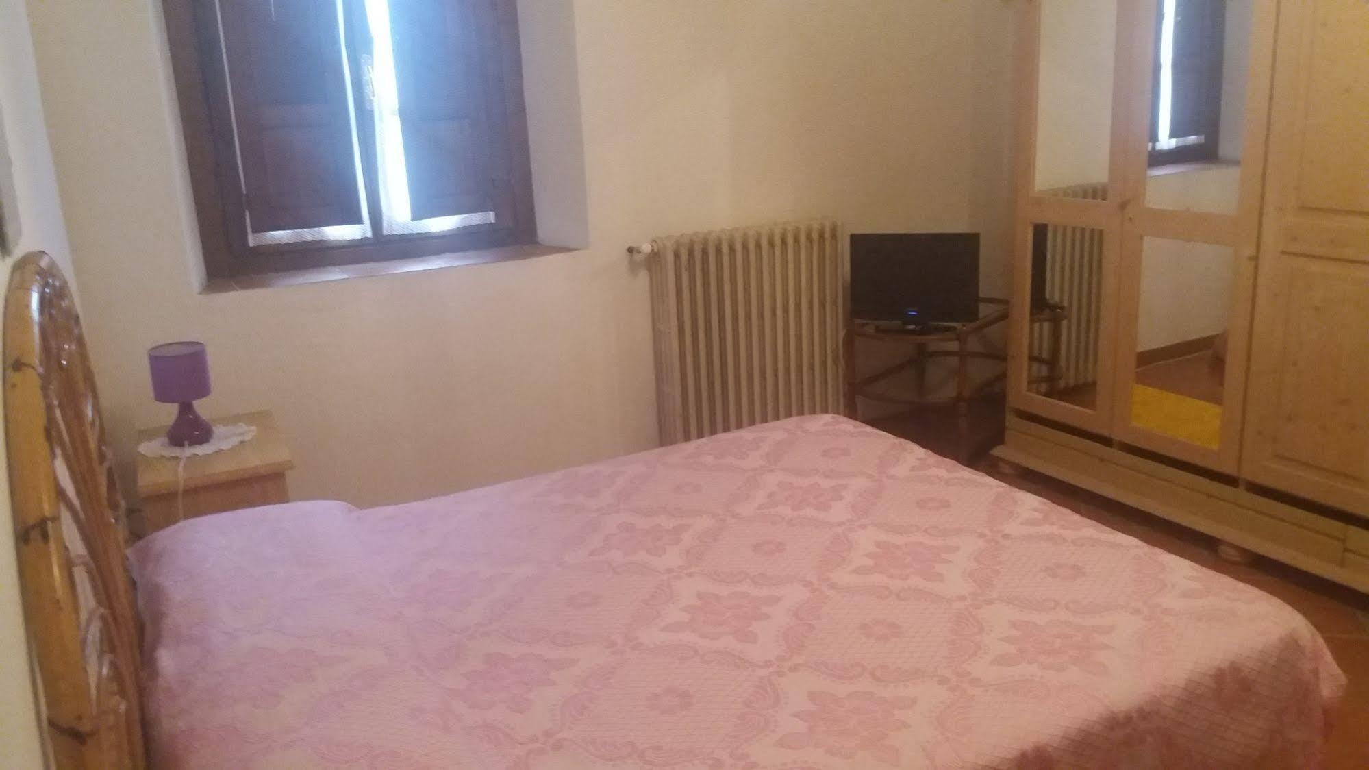 Bed and Breakfast Azzurre Beb Laterina Zewnętrze zdjęcie