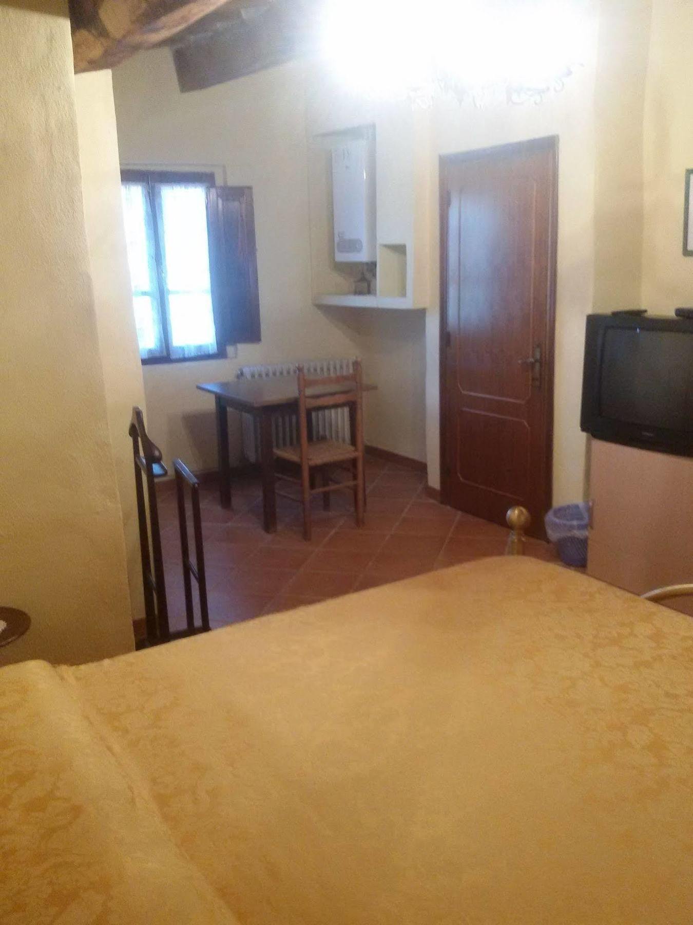 Bed and Breakfast Azzurre Beb Laterina Zewnętrze zdjęcie